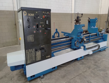 Foto: TORNO MECÂNICO ROMI - E45B - 1100 X 3000MM