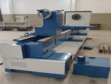 Foto: TORNO MECÂNICO ROMI - E45B - 1100 X 3000MM