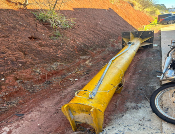 Foto: BRAÇO ARTICULADO ELETRICO SAMM  -PARA ATE 1000 KG - 5MTS X 4MTS