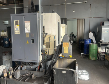 Foto: CENTRO DE USINAGEM VERTICAL - NEWAY - VM702H - 650 x 420 x 500MM - ANO 2014