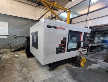 Foto: CENTRO DE USINAGEM VERTICAL - SMEC - SM 400 - 530 x 400 x 350 - ANO 2020