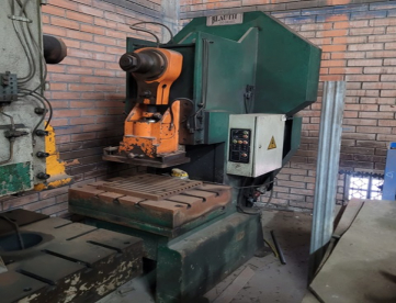 Foto: PRENSA EXCÊNTRICA BLAUTH - MODELO  FT85 - 85 TON
