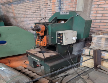 Foto: PRENSA EXCÊNTRICA BLAUTH - MODELO   MRF-40 - 40TON
