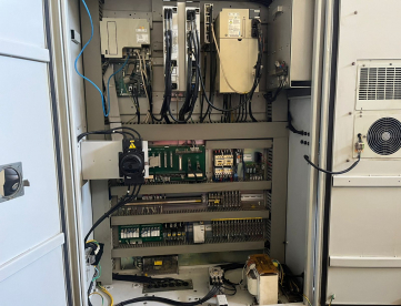 Foto: CENTRO DE USINAGEM VERTICAL - FEELER - FV1000 - 1000 X 500 X 505MM - ANO 2007