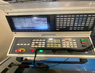 Foto: CENTRO DE USINAGEM VERTICAL - HARTFORD - VMC1270 -1270 x 635 x 635 - ANO 2010