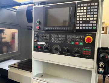 Foto: CENTRO DE USINAGEM VERTICAL - VEKER - LITZ DN1000 - 1020 x 560 x 600MM - ANO 2008