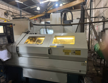 Foto: TORNO CNC - ROMI - CENTUR 30D - 1000 X 430 - COMANDO SIEMENS - ANO 2013
