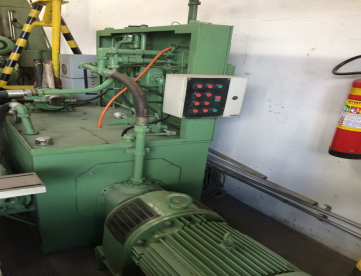 Foto: BROCHADEIRA - MAGNACHI BRUCHEIRO - ITALIANA - 1600MM - COM BROCHA 1400MM