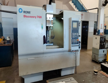 CENTRO DE USINAGEM VERTICAL - ROMI - DISCOVERY 760 - ANO 2006 - 760 X 506 X 508MM