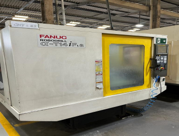 Foto: CENTRO DE USINAGEM VERTICAL - ROBODRILL - T14 iF La  - 700 x 400 x 300 - ANO 2010 - 4° Eixo