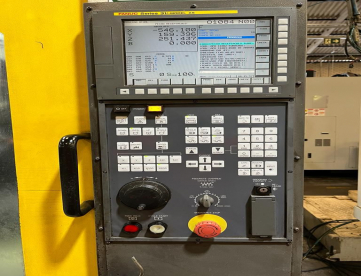 Foto: CENTRO DE USINAGEM VERTICAL - ROBODRILL - T14 iF La  - 700 x 400 x 300 - ANO 2010 - 4° Eixo