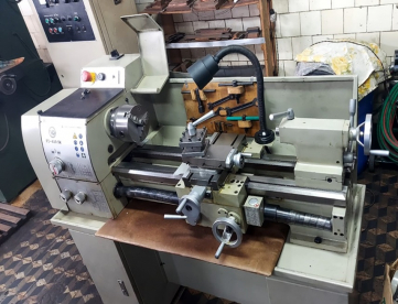 Foto: TORNO MECÂNICO DE BANCADA VITOR BUONO - MODELO FI-610SM