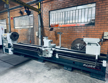 TORNO MECÂNICO - CLARK - CW 62100C/5000 - 1.000 x 5.000 MM