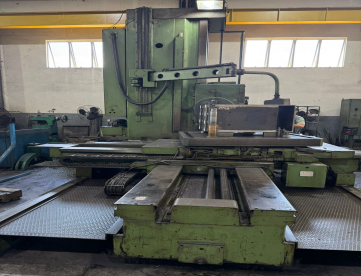 Foto: MANDRILHADORA CONVENCIONAL - CERUTTI - FUSO 130 - 2000 x 2000 x 2000 MM