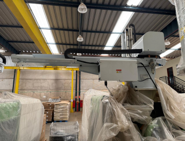 Foto: INJETORA DE PLÁSTICO - WELLTEC - 190Se II - ANO 2019 - COM ROBÔ