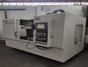 Foto: CENTRO DE USINAGEM VERTICAL - ROMI - DISCOVERY 760 - ANO 2008