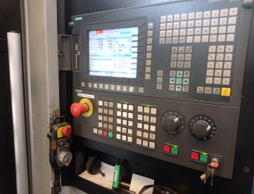 Foto: CENTRO DE USINAGEM VERTICAL - PANMACHINE - ECOCA VL1000I - COM 4 EIXO - 1000 X 510 X 610 - ANO 2013