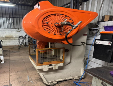 Foto: PRENSA EXCÊNTRICA JUNDIAÍ - TF45 2 - CAPACIDADE 45 TON