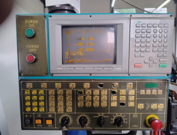 Foto: CENTRO DE USINAGEM VERTICAL - CHARLES - MVC 1160 - ANO 2004 - 1100 x 600 x 600 MM