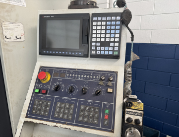 Foto: CENTRO DE USINAGEM VERTICAL - AWEA  - AF1060 - ANO 2013 - 1060 x 600 x 600 MM - 12.000 RPM