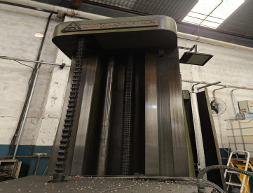 Foto: MANDRILHADORA MECÂNICA - TOS VANSDORF - FUSO 100 - 1640MM X 1150MM X 900MM - COMPLETA