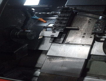 Foto: TORNO AUTOMÁTICO CNC - ERGOMAT - TNG42 - ANO 2012 - COM ALIMENTADOR DE BARRAS IEMCA BOS 542