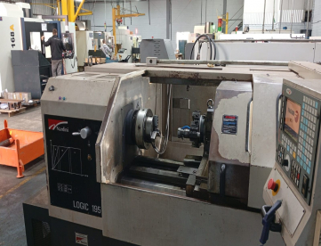 Foto: Torno CNC Nardini Logic 195 