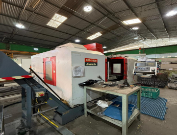 Foto: CENTRO DE USINAGEM VERTICAL - AWEA - BM1020 - ANO 2008