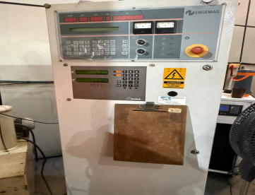 Foto: Eletroerosão Por Penetração Engemaq EDM 840NC