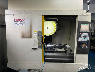 CENTRO DE USINAGEM VERTICAL FANUC ROBODRILL ALFA D21LA5-MESA 850 X 410 -ANO 2007