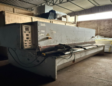 Foto: GUILHOTINA HIDRÁULICA CN - ERMAK - HGD 3100 x 10 - ANO 2008