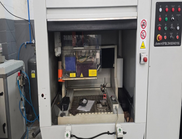 Foto: MÁQUINA DE GRAVAÇÃO CNC  A LASER CIELLE - MODELO EPSILON 60/40 - LASER YAG - 400X600MM