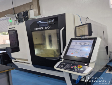 CENTRO DE USINAGEM 5 EIXO - DMG MORI SEIKI - CMX50U - 500 X 450 X 400 - ANO 2018
