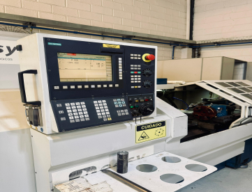 Foto: TORNO CNC - ROMI - CENTUR 30D - 1000 MM - ANO 2008