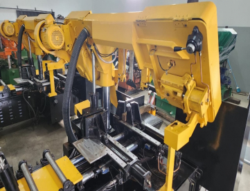 Foto: SERRA DE FITA AUTOMÁTICA - EVERISING - H-360HA - 360 X 360 MM