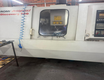 Foto: CENTRO DE USINAGEM VERTICAL - ROMI - DISCOVERY 760