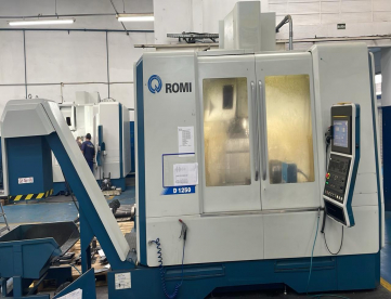 CENTRO DE USINAGEM - ROMI - D1250 - 1270 X 610 X 640MM - ANO 2019 - 4° EIXO - REFRIGERAÇÃO INTERNA