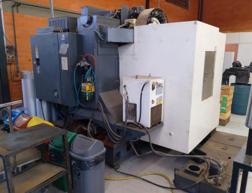 Foto: CENTRO DE USINAGEM - HARTFORD - LG 1000 -  1000 x 500 x 600 - ANO 2010 - COMANDO MITSUBISHI M65S 