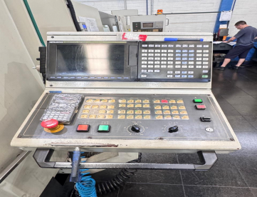 Foto: CENTRO DE USINAGEM - HARTFORD - VMC 1270 - ANO 2008 - 1270 x 635 x 635 - COMANDO MITSUBISHI