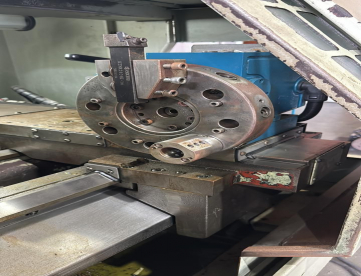 Foto: TORNO CNC - ROMI - CENTUR 30RV  