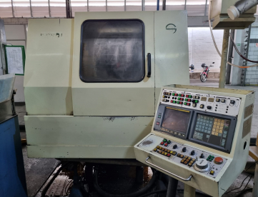 AFIADORA CNC MAKINO -MODELO CNJ-10SR -COMANDO FANUC - ANO 1991