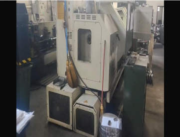 Foto: TORNO CNC - ROMI - MULTIPLIC 40A - ANO 2001 - 685 x 2000 MM - COMANDO FANUC