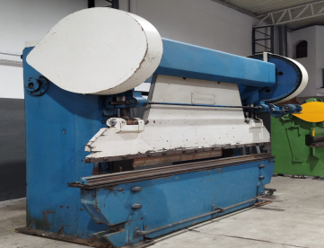 DOBRADEIRA -FOBESA - 3000MM X 100 TONS - 5 JOGOS DE FERRAMENTAS