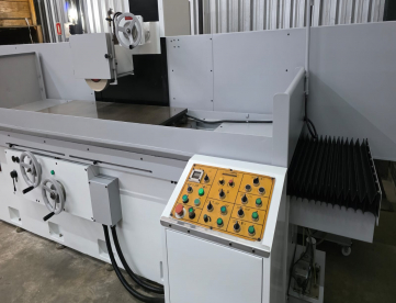 Foto: RETÍFICA PLAINA - KENT - AUTOMÁTICA COM CLP -TODA REVISADA- 1500 X 600- ANO 2009