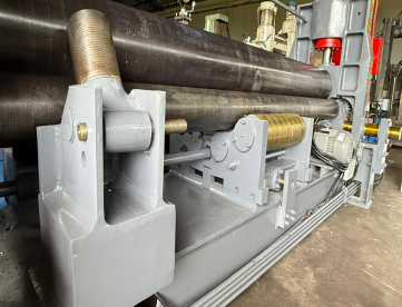 Foto: CALANDRA PARA CHAPAS - HIDRÁULICA - 2500MM X 12MM - COMANDO CLP - NOVA