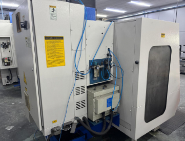 Foto: CENTRO DE USINAGEM VERTICAL-ROMI DISCOVERY 560 -COMANDO SIEMENS -ANO 2000
