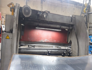 Foto: DOBRADEIRA CN CASANOVA - ANO 2002 - CAPACIDADE 160 TON - 3000MM/8MM