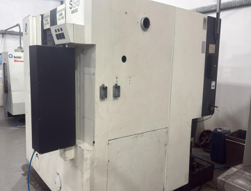 Foto: CENTRO DE USINAGEM VERTICAL MAKINO - MODELO S56 - ANO 2004