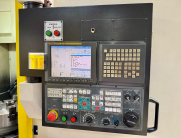 Foto: TORNO VERTICAL CNC - HWACHEON - VT550R - ANO 2008 - COMANDO FANUC - USINÁVEL 650 MM - NR12