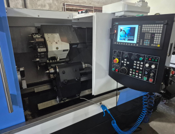 Foto: TORNO HORIZONTAL CNC  - NEWAY - NL253P - ANO 2024